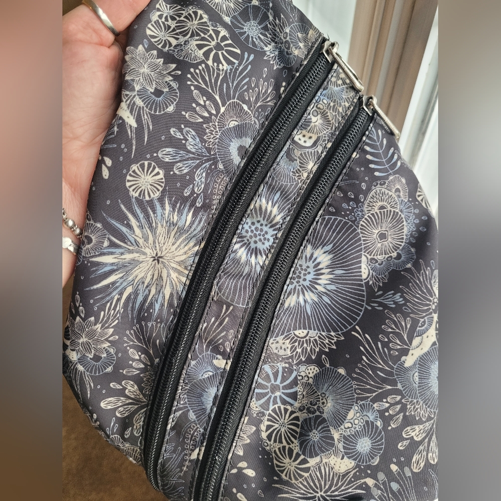 Sakroots Gray, Cream, Blue Ocean, Sea Turtle Patterned Sling Bag, Zipper Pockets - Picture 9 of 13